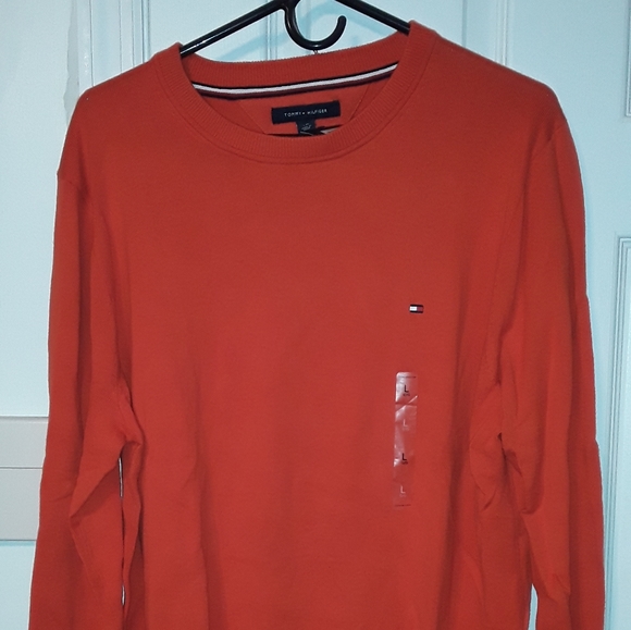 Tommy Hilfiger Other - Tommy Hilfiger sweater orange size large